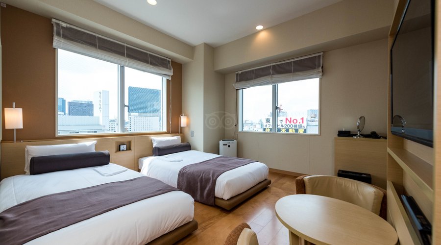 The Twin Room at the Via inn Shinjuku