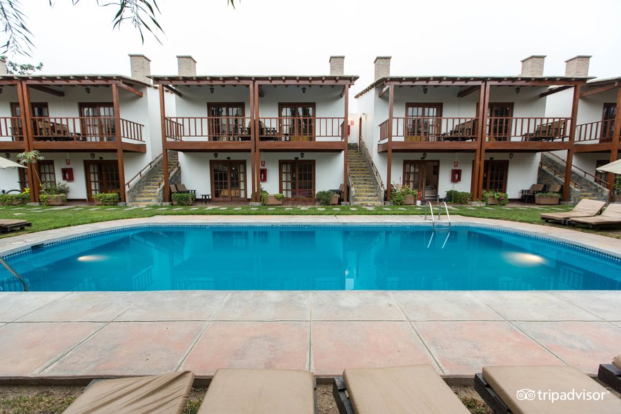 CASA DE CAMPO BUNGALOWS & SUITES (Cieneguilla, Perú