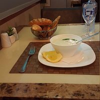 Meilleur soupe pour moi c'est la soupe de volaille ouiiiiiiiiiiiiii c à l'hôtel sweet alger