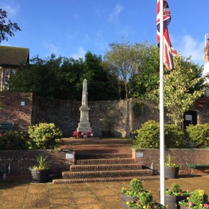 WAR MEMORIAL HUNMANBY (2024) All You Need to Know BEFORE You Go (with  Photos)