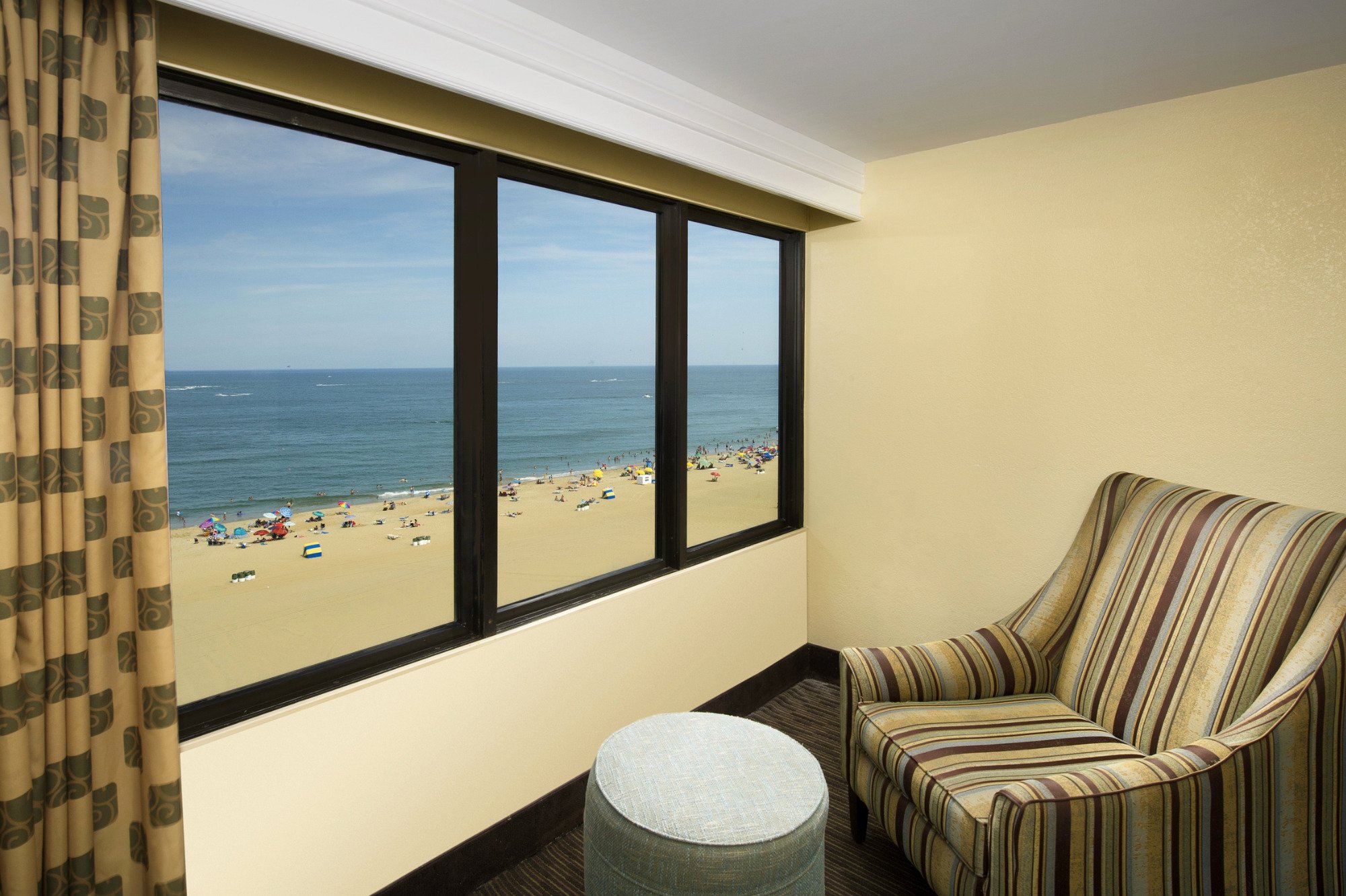 Hotel photo 32 of Four Points by Sheraton Virginia Beach Oceanfront.