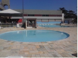 Piscina e praia