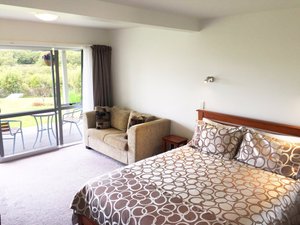 Room & Suite