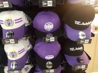 Fanshop RSC Anderlecht (Bruselas) - Lo que se debe saber antes de viajar -  Tripadvisor