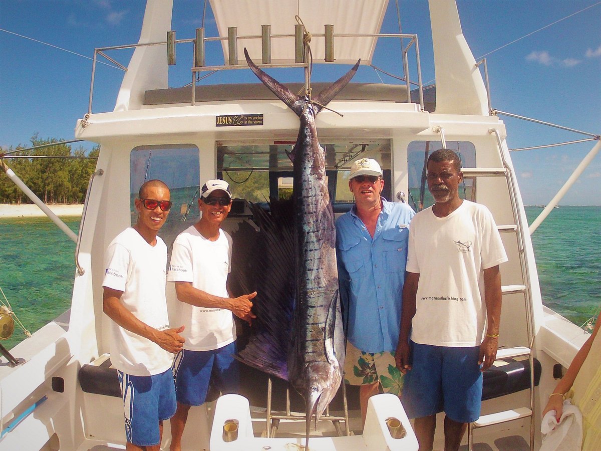 Deep Sea Fishing At Le Morne - 40ft Boat - Full Day - Mauritius