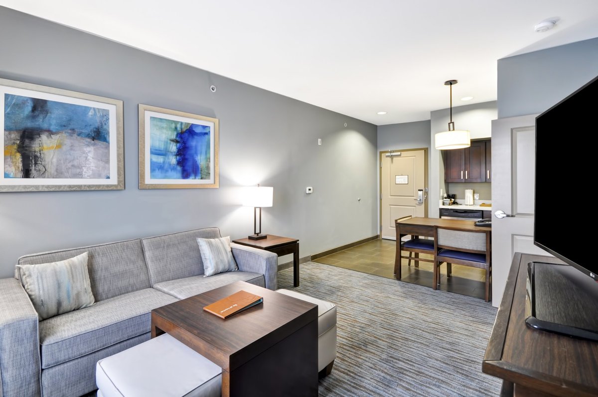 Homewood Suites by Hilton New Braunfels Rooms: Pictures & Reviews ...