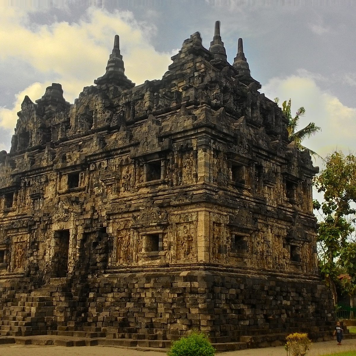 Sari Temple, Kalasan