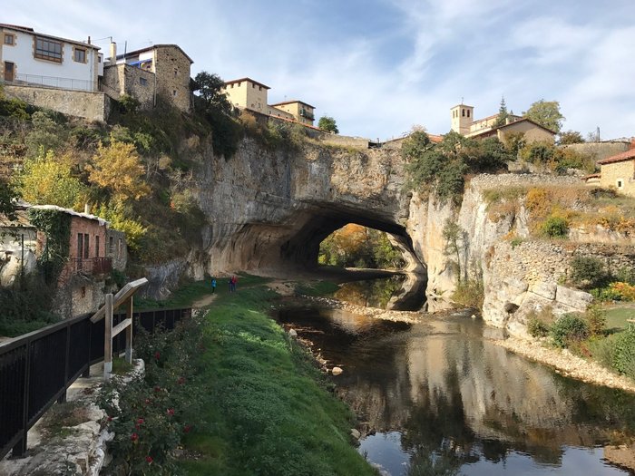 Imagen 10 de Puente Natural Sobre El Río Nela