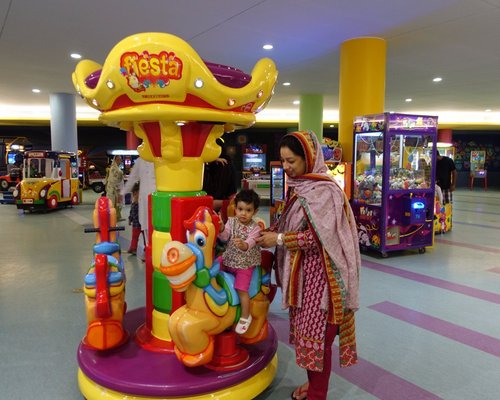 Four Square Shopping Mall, Karachi - Paktive