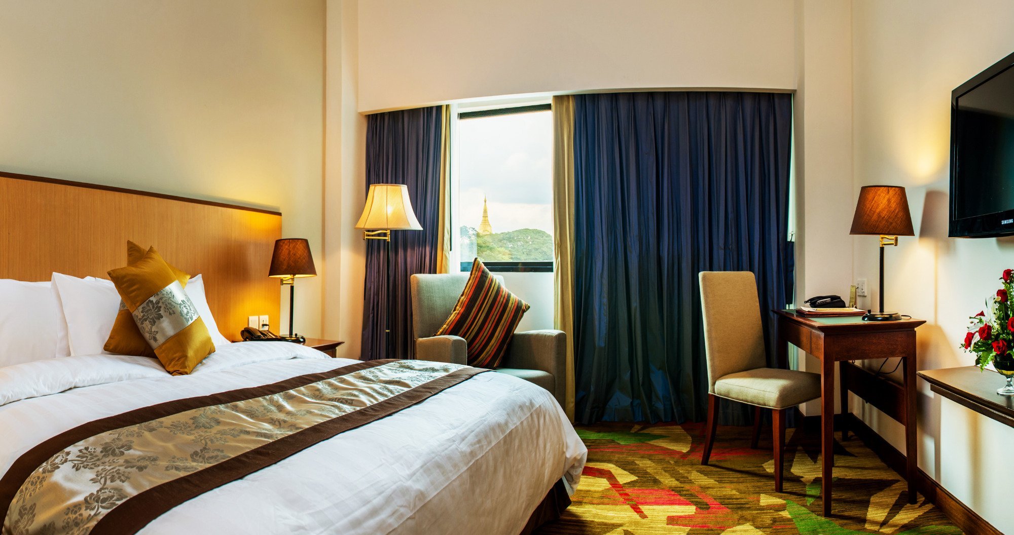 Summit Parkview Hotel by null