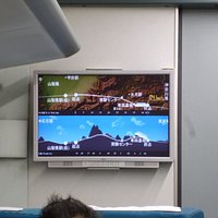 車内ディスプレィ。走行ルートが表示されています。