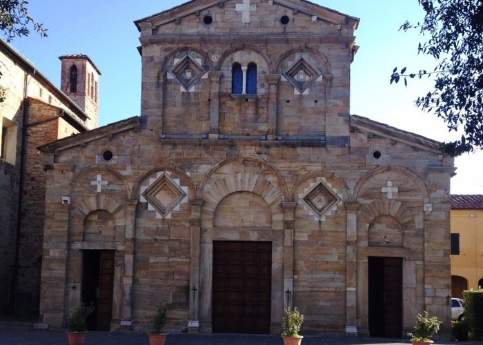 Pieve di Cascina Santa Maria Assunta
