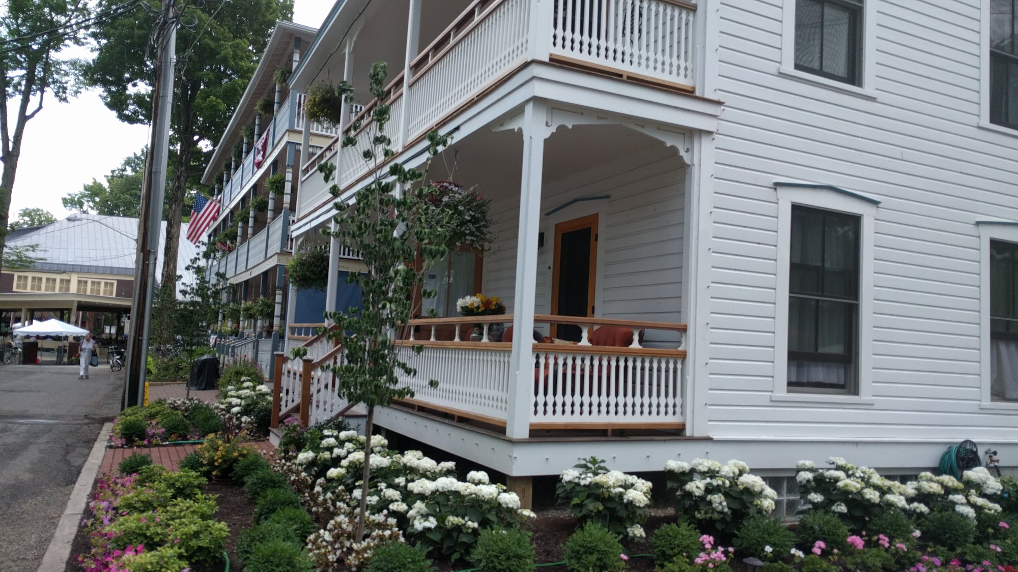 ROSE COTTAGE Chautauqua NY Konukevi Yorumlar Tripadvisor   A Corner View Of The 