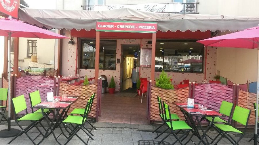 voici la façade de notre beau restaurant