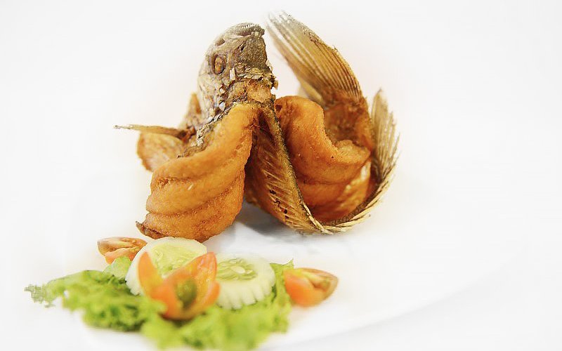 Bandeng Anging Mamiri *** - Grilled Bandeng Fish with dabu-dabu chilli