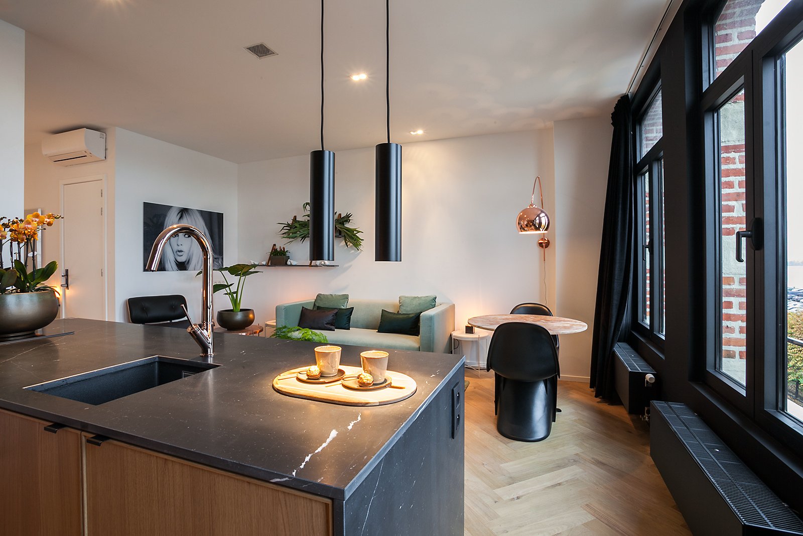 KAAI 11 B&B (Anversa, Antwerp Province): Prezzi E Recensioni (2024)