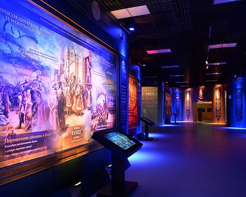 visit museums in spanish