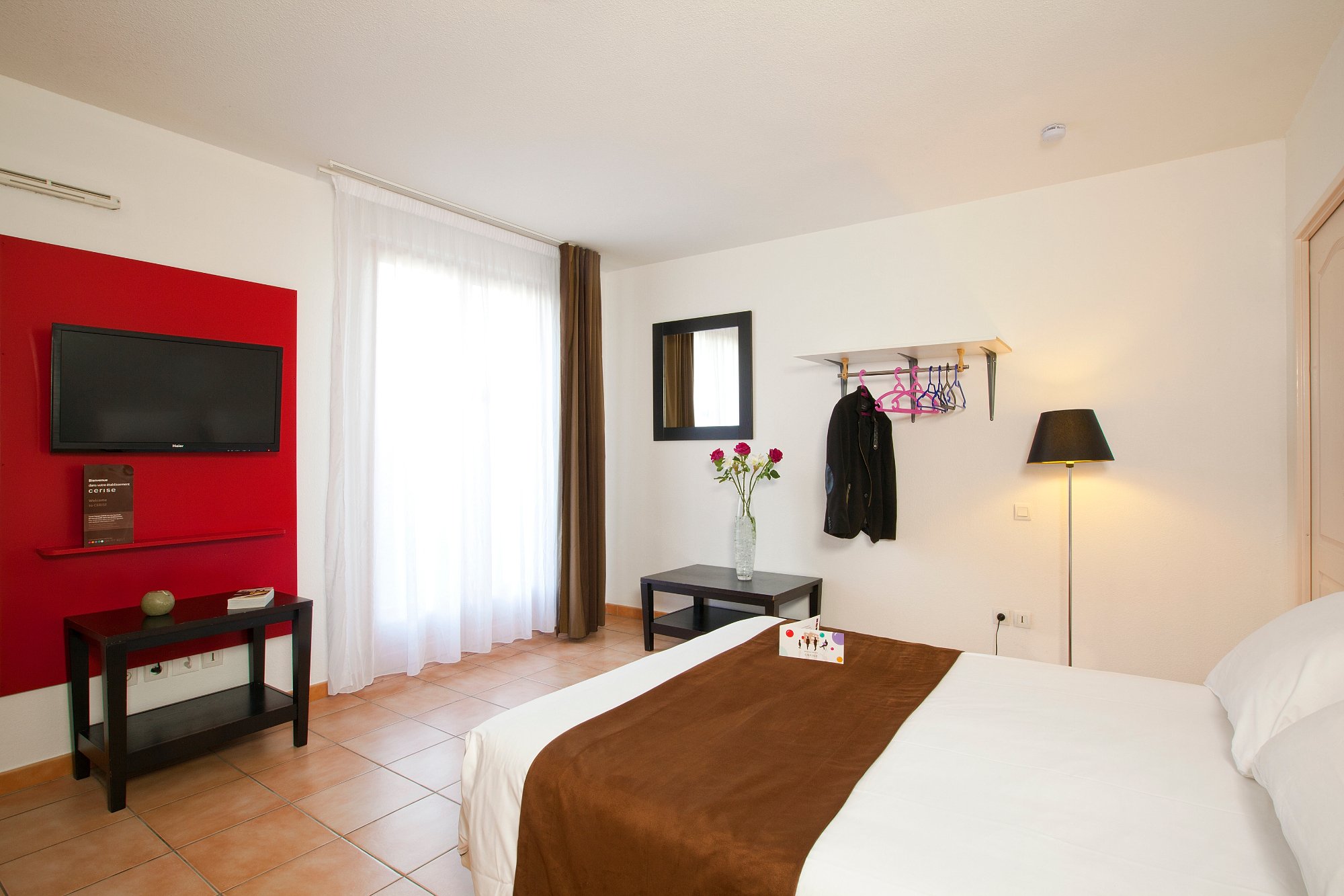 Hotel photo 5 of CERISE Carcassonne Sud.
