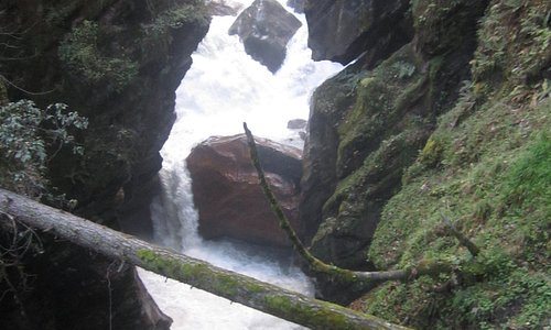 Rudranaag village/waterfall on the way to KheerGanga. 