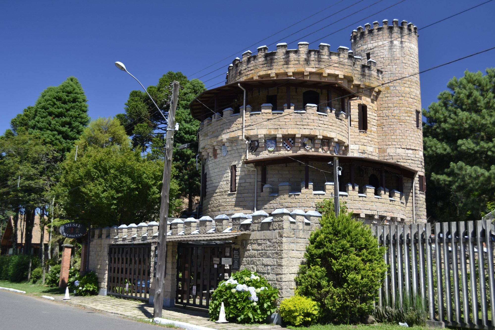 Museu Medieval - Castelo Saint George | Gramado | UPDATED November 2022 ...