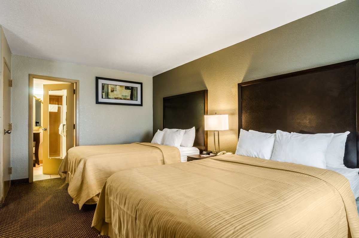 Quality Inn & Suites $83 ($̶9̶9̶) - Prices & Hotel Reviews - Winfield, Ks