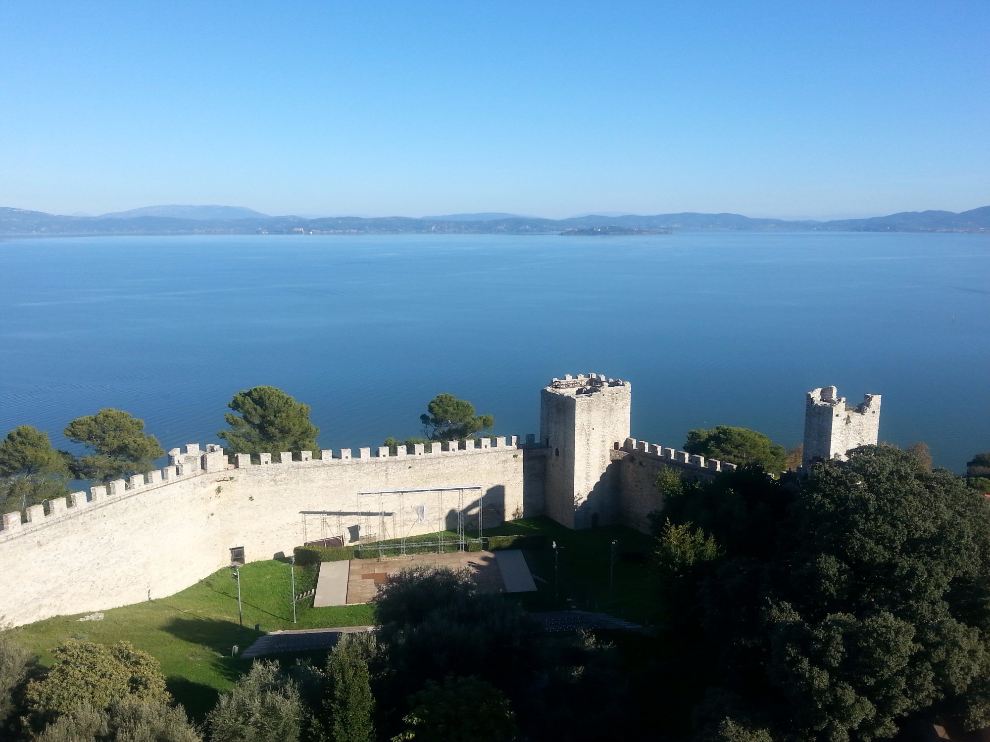 Lake Trasimeno Perugia Italia Review Tripadvisor   Vista Dal Castello 