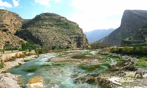 Shapur River 