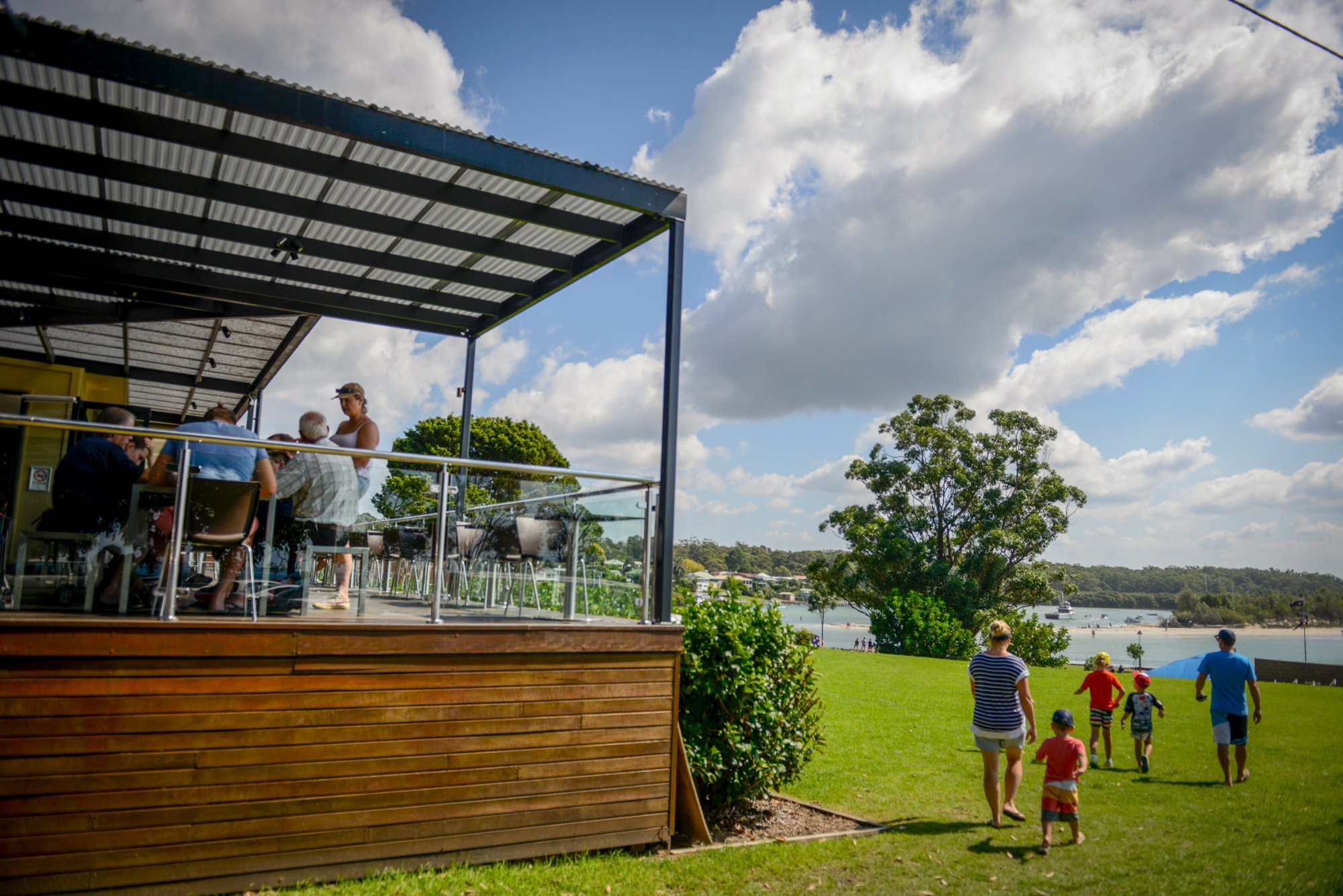 Huskisson Hotel by null