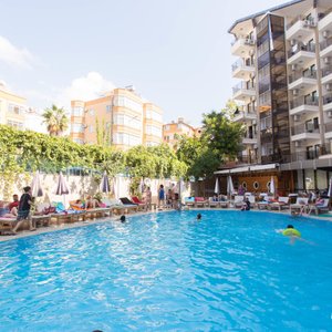 The Pool at the Monte Carlo