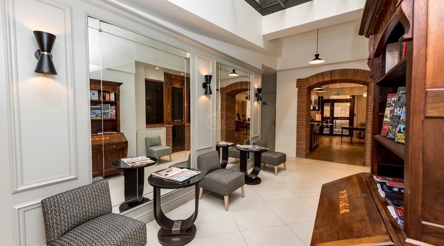 Lobby at the Hotel Albert 1er