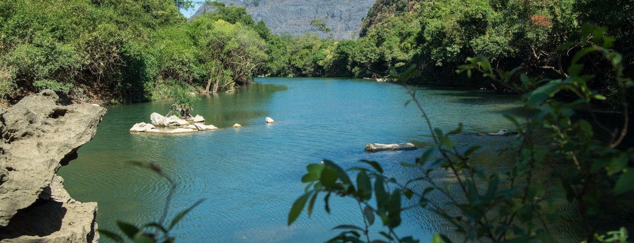 Tha Falang - Swimming area 30 minutes walking distance from Green Climbers Home