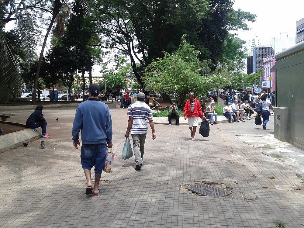 TOUR PELO SHOPPING PQ. DOM PEDRO (CAMPINAS-SP) - LOJAS