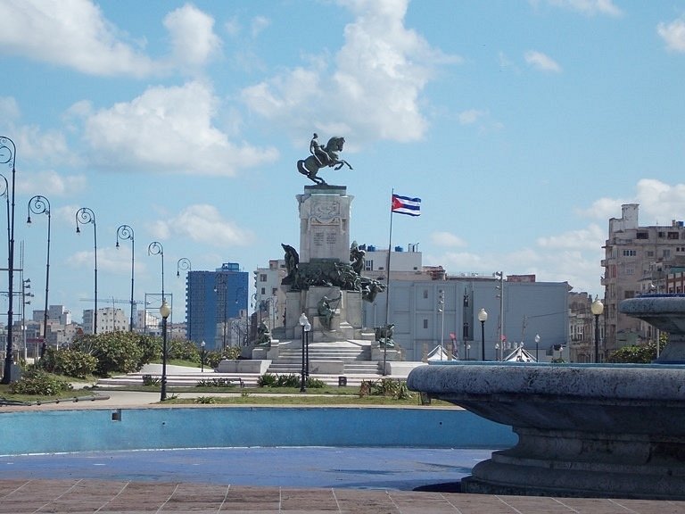 Estadio Antonio Maceo :: Cuba :: Página do Estádio 