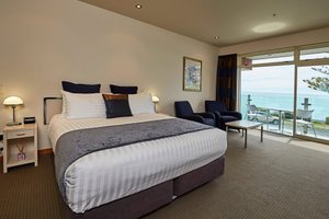 Room & Suite