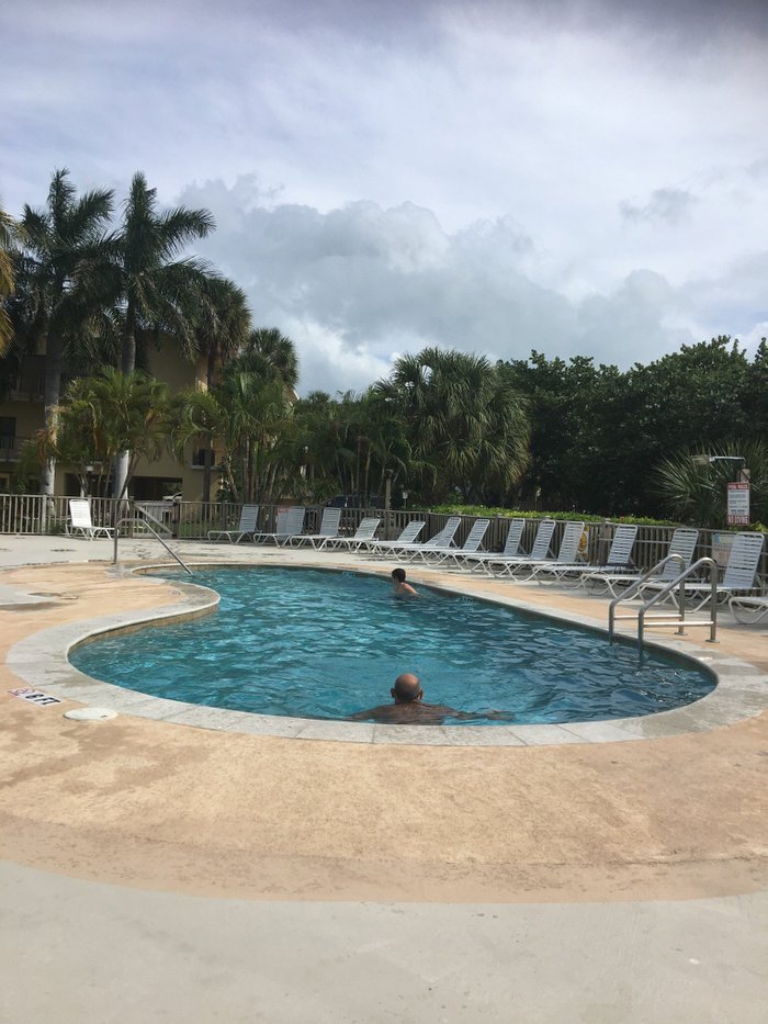 PORT LARGO VILLAS - Condominium Reviews (Key Largo, FL)