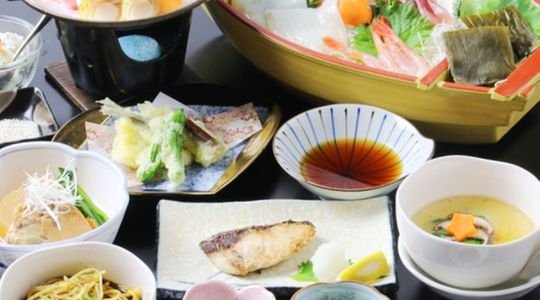 Ｂコース　「味自慢コース」　一泊二食　9,000円（+税）
