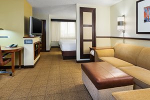 Room & Suite