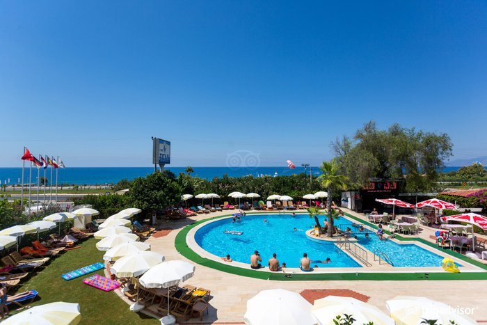 Club Hotel Titan Pool: Pictures & Reviews - Tripadvisor