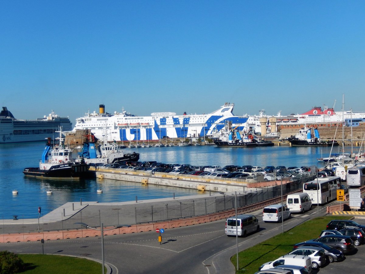 Civitavecchia Port (Ý) - Đánh giá - Tripadvisor