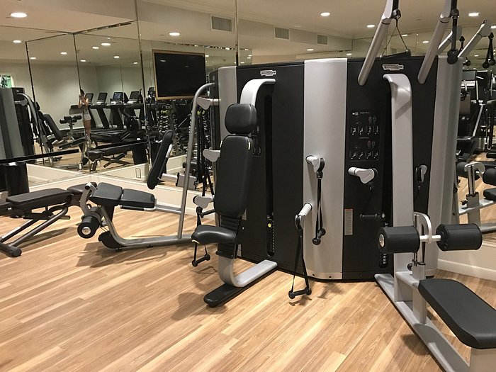 The Beverly Hills Hotel Gym Pictures & Reviews - Tripadvisor