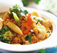 小干貝蝦汁蔬菜燉飯
香蒜蘿勒炒鮮菇
泰式風味雞肉炒飯~~超好吃