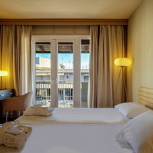 Enjoy the ultimate hospitality experience in the heart of Thessaloniki!