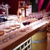Wine bar