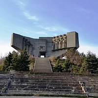 Монумент