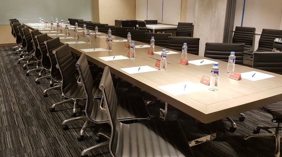 Mini Boardroom