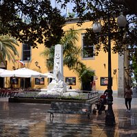 Plaza Hurtado de Mendoza