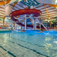 recreatiebad met glijbaan