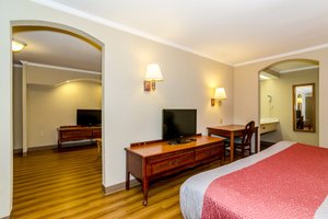 Room & Suite