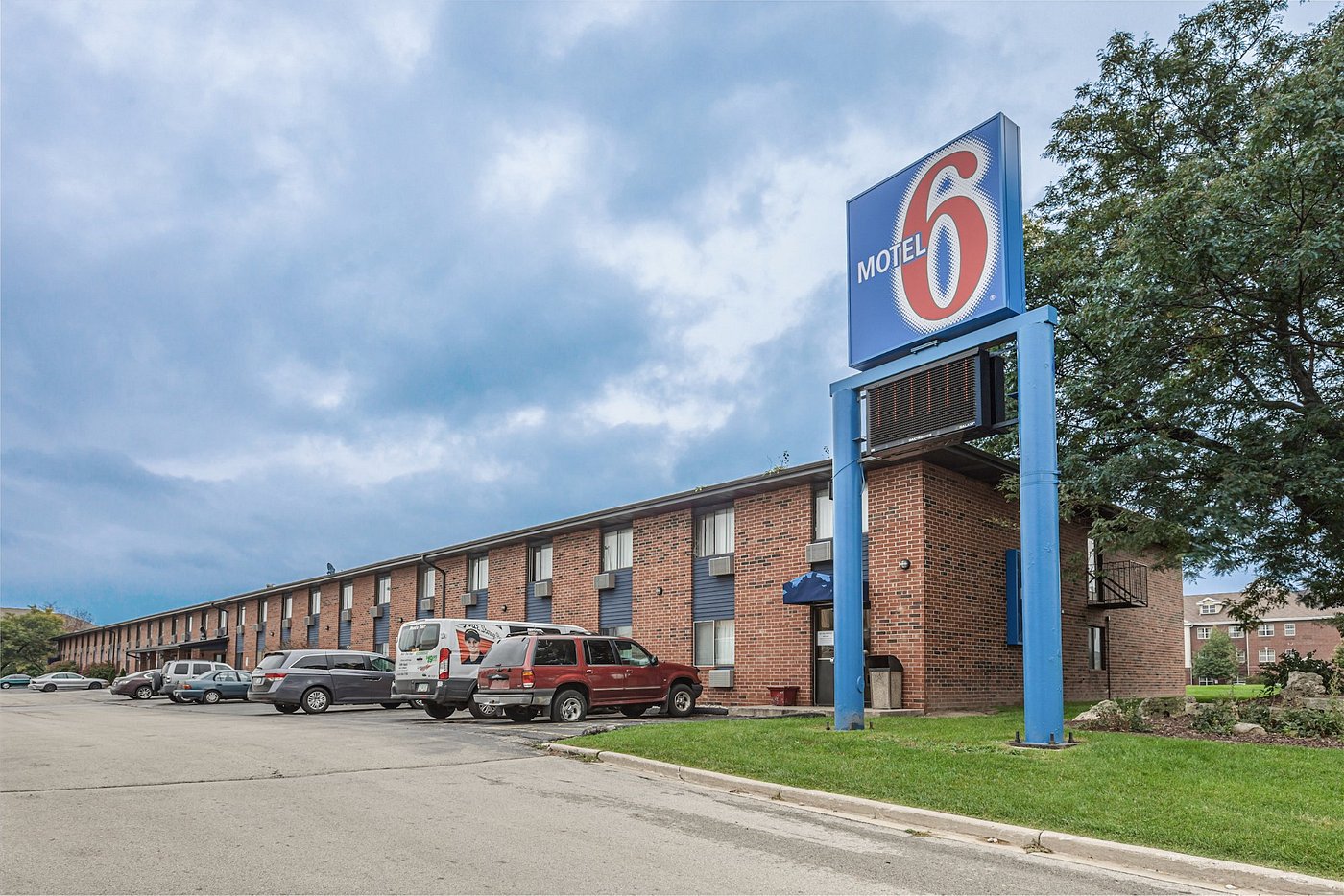 MOTEL 6 OAK CREEK WI - UPDATED 2022 Reviews & Price Comparison