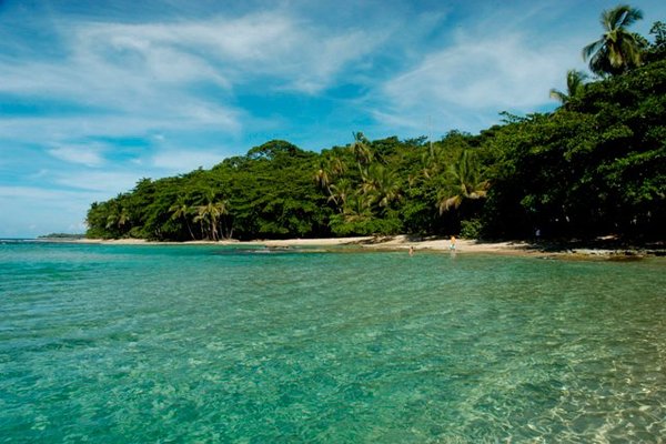 Aguas Claras, Puerto Viejo de Talamanca